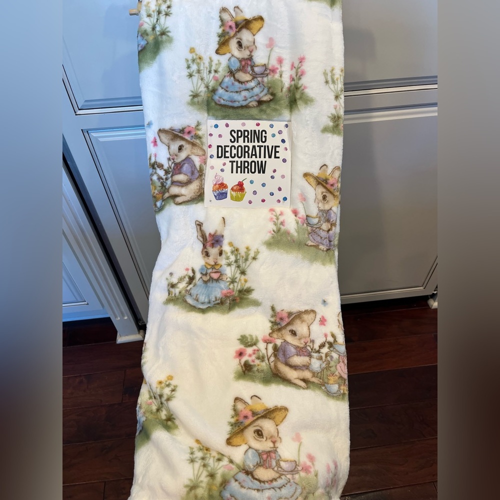 Spring Easter Throw Blanket with Bunny Rabbit Design - Picture 2 of 3
